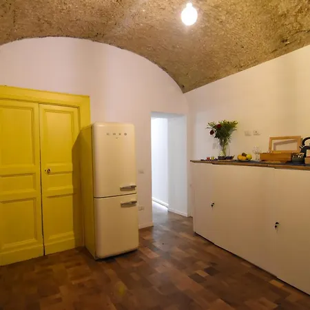 La Dimora Di Artemide לינה וארוחת בוקר נאפולי
